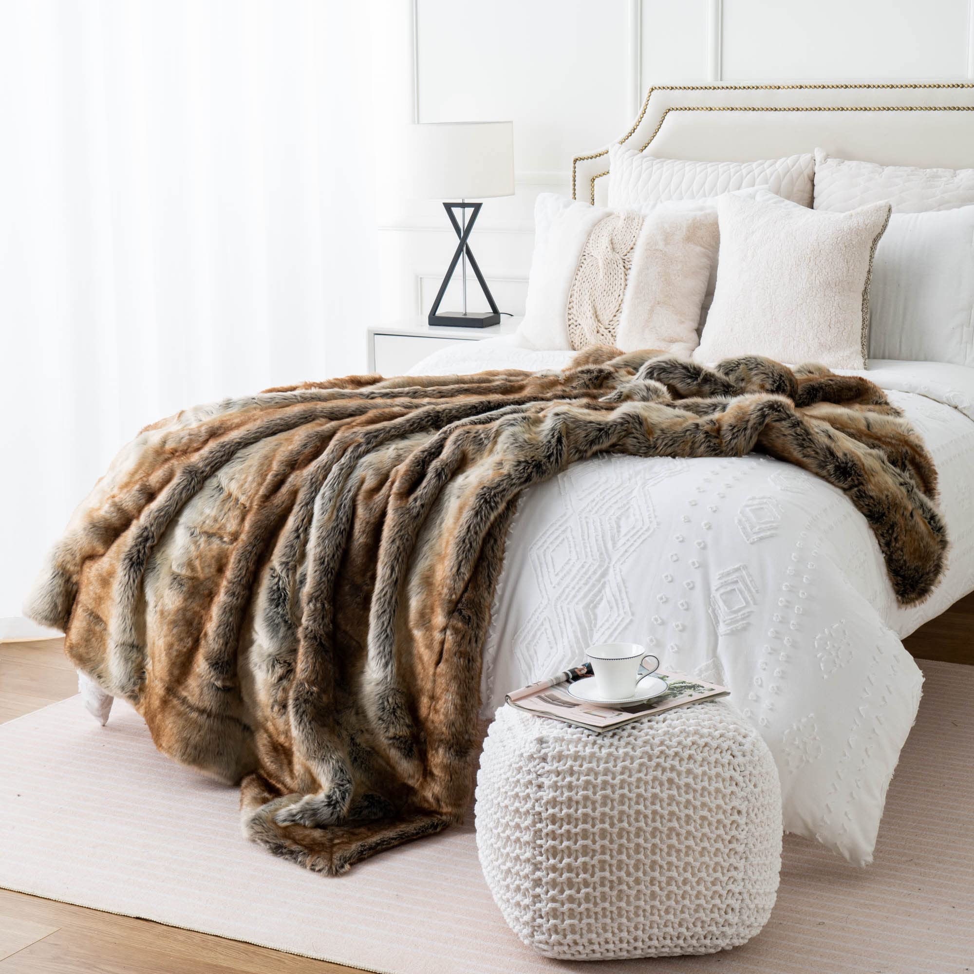 BATTILO HOME Large Brown Faux Fur Throw Blanket, 60" x 80", Reversible to Plush Velvet (UPC-7068) - Image 3